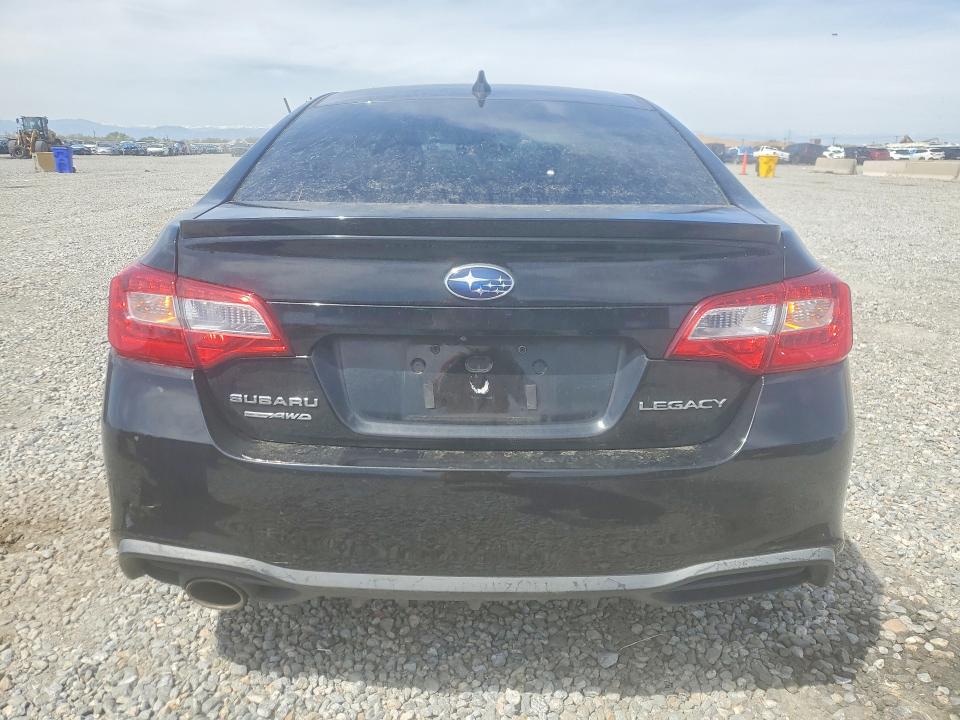 50658926 :رقم المزاد ، 4S3BNAF63K3035936 vin ، 2019 Subaru Legacy مزاد بيع