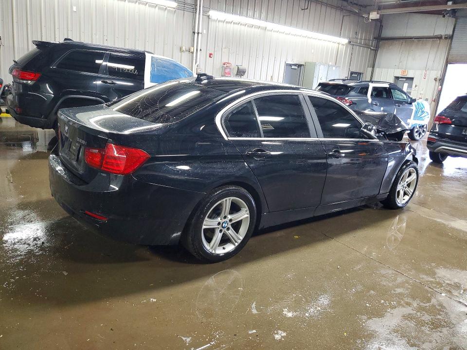 49645826 :رقم المزاد ، WBA3B3C55FF545405 vin ، 2015 Bmw 328 مزاد بيع