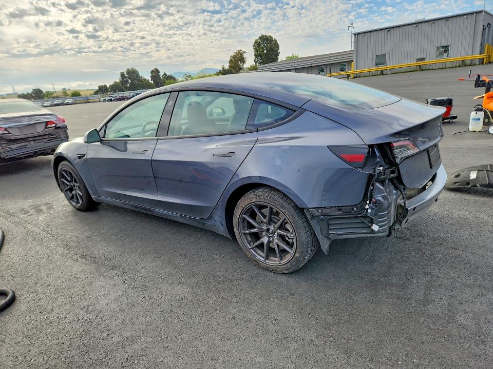 46942696 :رقم المزاد ، 5YJ3E1EA1PF604318 vin ، 2023 Tesla Model 3 مزاد بيع