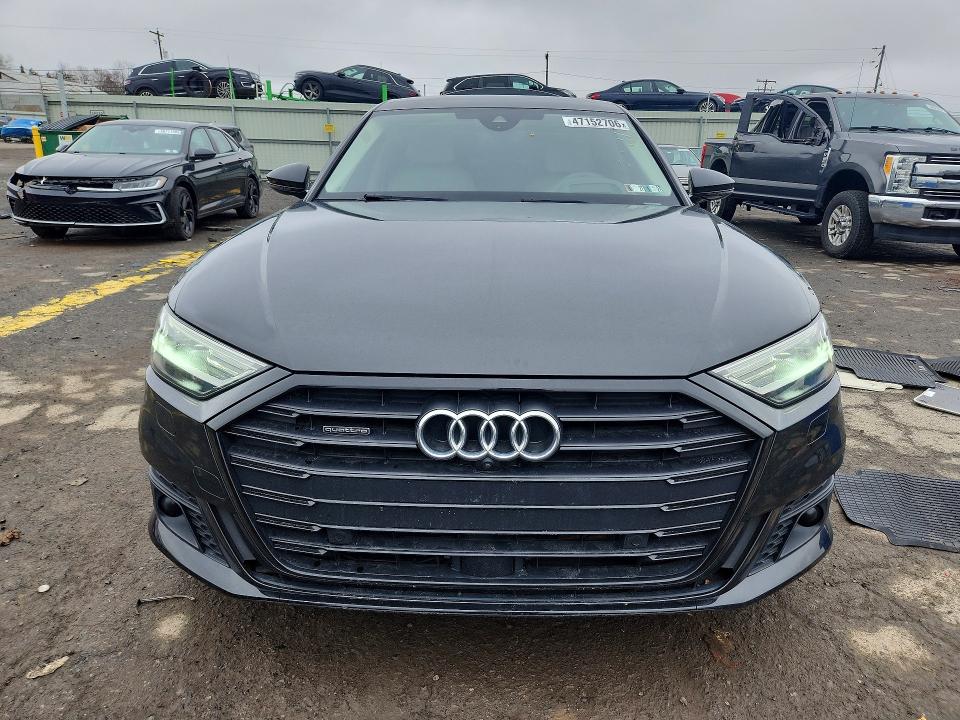 47152706 :رقم المزاد ، WAU8DAF81MN031385 vin ، 2021 Audi A8 مزاد بيع