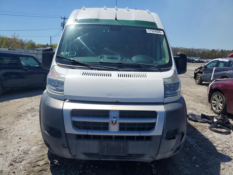 52972926 :رقم المزاد ، 3C6TRVPG8FE518786 vin ، 2015 Ram Promaster 1500 مزاد بيع