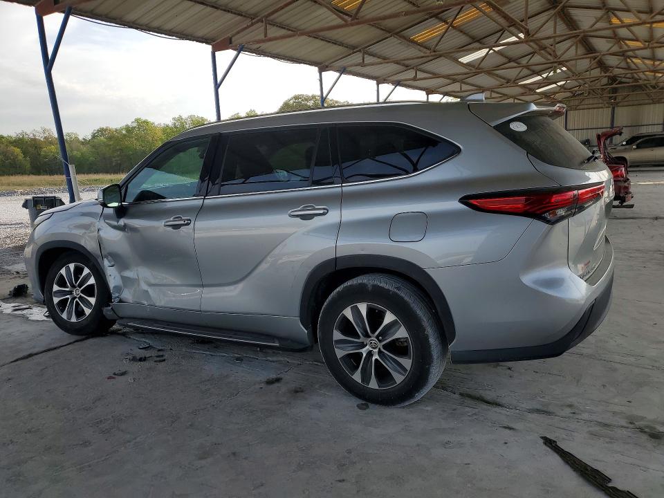 2021 Toyota Highlander მანქანა იყიდება აუქციონზე, vin: 5TDGZRAH5MS521439, აუქციონის ნომერი: 49315846