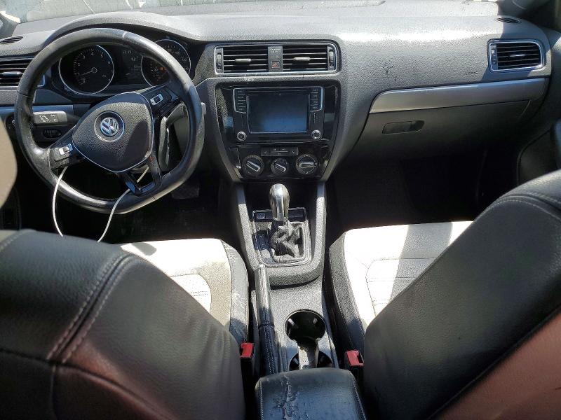 50856946 :رقم المزاد ، 3VWD17AJ9HM303248 vin ، 2017 Volkswagen Jetta مزاد بيع