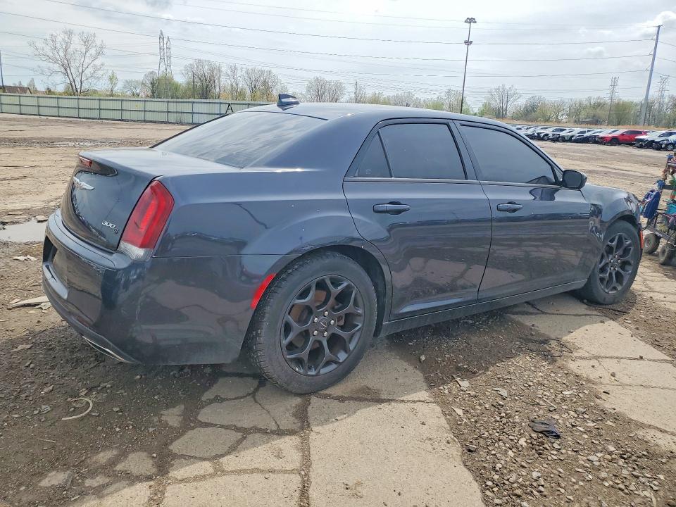 47629656 :رقم المزاد ، 2C3CCAGGXKH536857 vin ، 2019 Chrysler 300 مزاد بيع