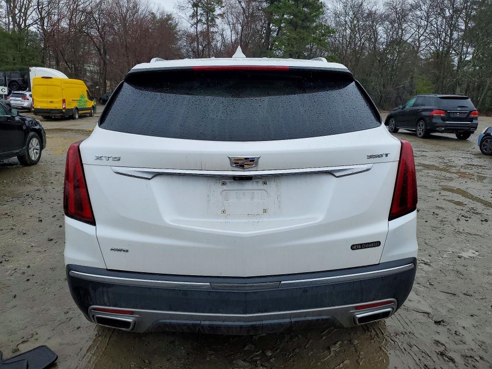 48390466 :رقم المزاد ، 1GYKNDR49MZ224175 vin ، 2021 Cadillac Xt5 مزاد بيع