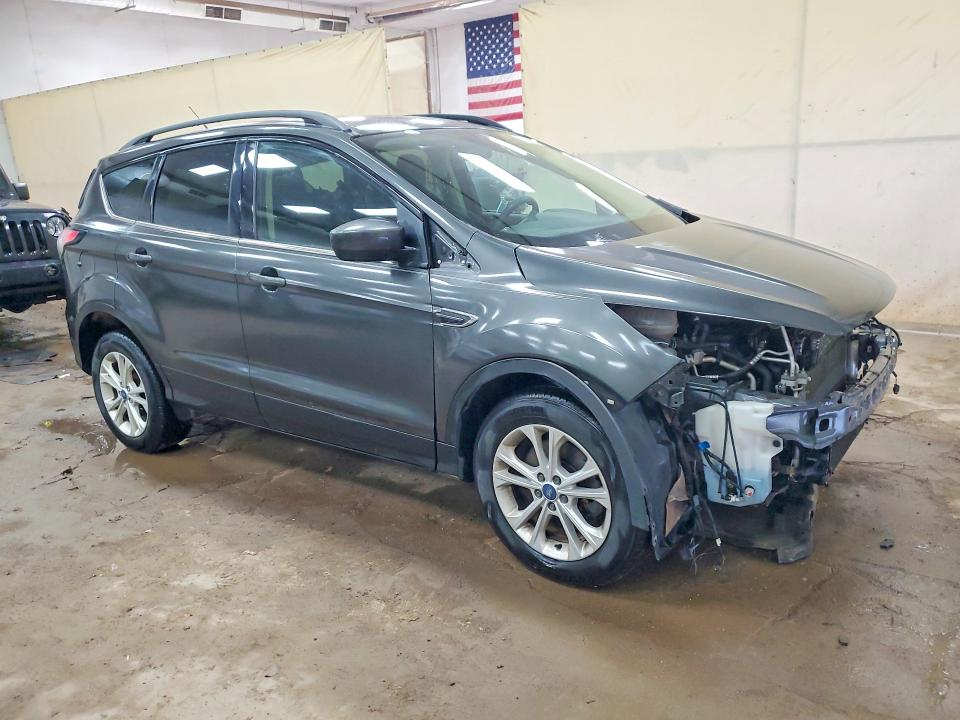 2018 Ford Escape მანქანა იყიდება აუქციონზე, vin: 1FMCU9GD5JUD43133, აუქციონის ნომერი: 50474026