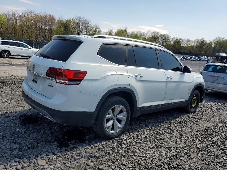 50419726 :رقم المزاد ، 1V2HR2CA8JC502066 vin ، 2018 Volkswagen Atlas مزاد بيع