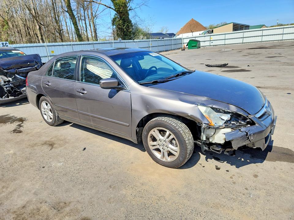 48539426 :رقم المزاد ، 1HGCM56836A088252 vin ، 2006 Honda Accord مزاد بيع