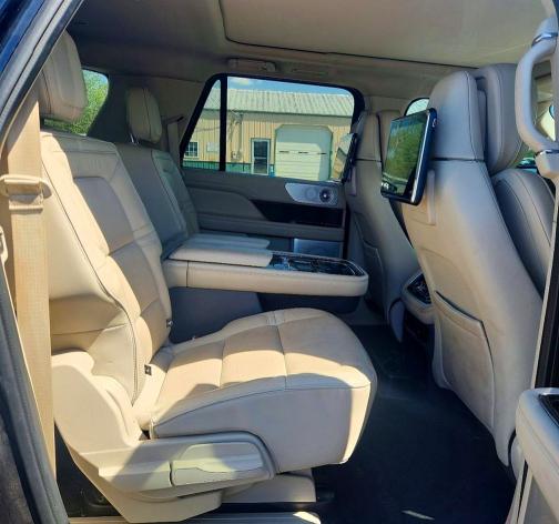 2019 Lincoln Navigator მანქანა იყიდება აუქციონზე, vin: 5LMJJ3LT9KEL03110, აუქციონის ნომერი: 49766136