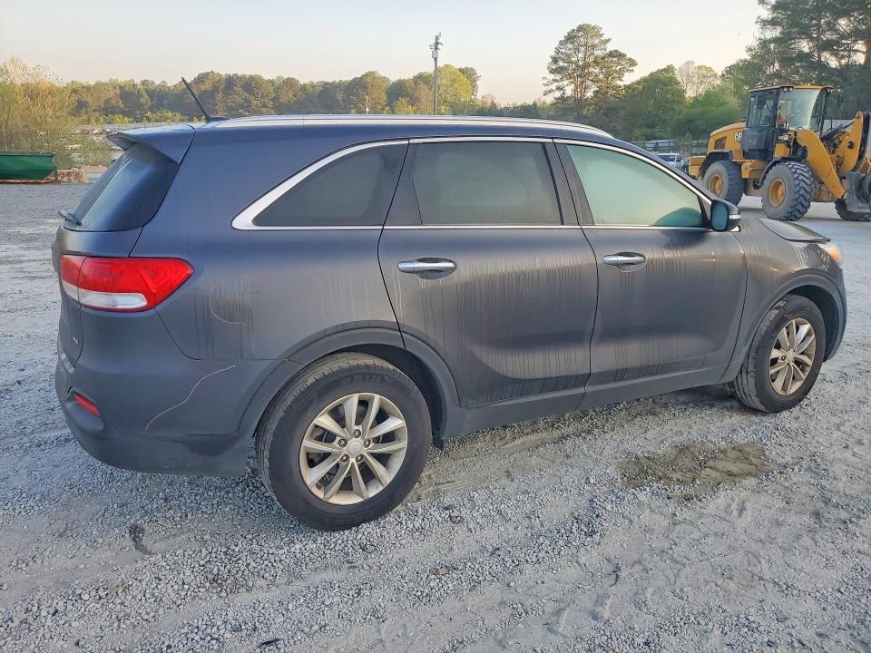 48339876 :رقم المزاد ، 5XYPG4A53HG288842 vin ، 2017 Kia Sorento مزاد بيع