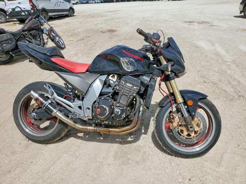 49608246 :رقم المزاد ، JKAZRCA153A009887 vin ، 2003 Kawasaki Zr1000 مزاد بيع