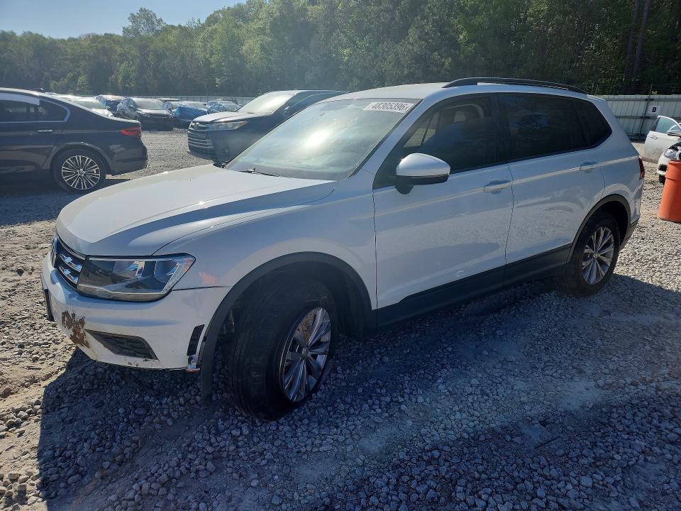 48305396 :رقم المزاد ، 3VV1B7AX1JM078953 vin ، 2018 Volkswagen Tiguan مزاد بيع