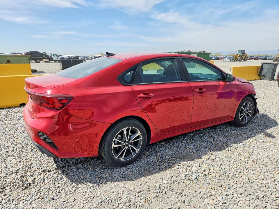 2024 Kia Forte მანქანა იყიდება აუქციონზე, vin: 3KPF24AD0RE819527, აუქციონის ნომერი: 50067186