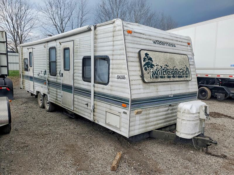 1996 Fleetwood Travel მანქანა იყიდება აუქციონზე, vin: 1ED1R3027T4261870, აუქციონის ნომერი: 50463506