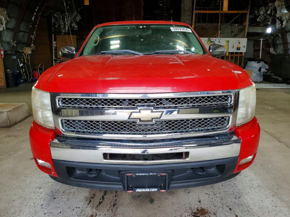Продажа на аукционе авто 2011 Chevrolet Silverado, vin: 1GCRKSE38BZ202552, номер лота: 50695836