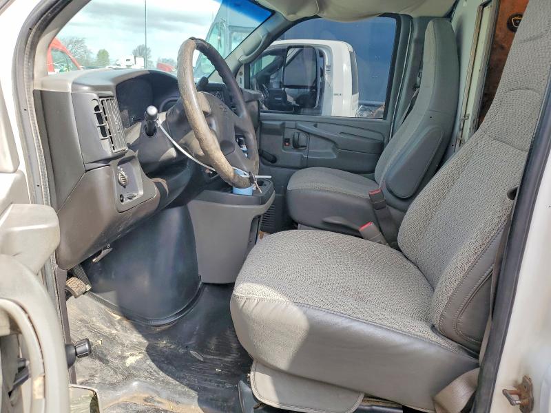 49235186 :رقم المزاد ، 1GBJG31U851233133 vin ، 2005 Chevrolet Express G3500 مزاد بيع