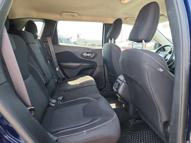 50345786 :رقم المزاد ، 1C4PJMCB2GW130529 vin ، 2016 Jeep Cherokee مزاد بيع