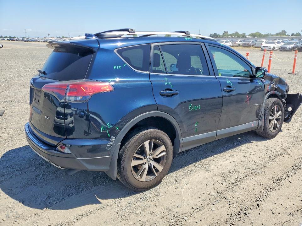 Продажа на аукционе авто 2017 Toyota Rav4, vin: 2T3WFREV4HW346304, номер лота: 52007386