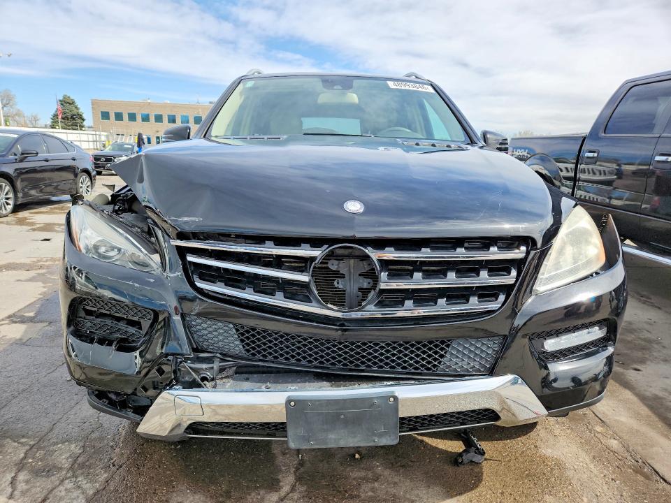 2013 Mercedes-benz Ml მანქანა იყიდება აუქციონზე, vin: 4JGDA5HB2DA163021, აუქციონის ნომერი: 48993846