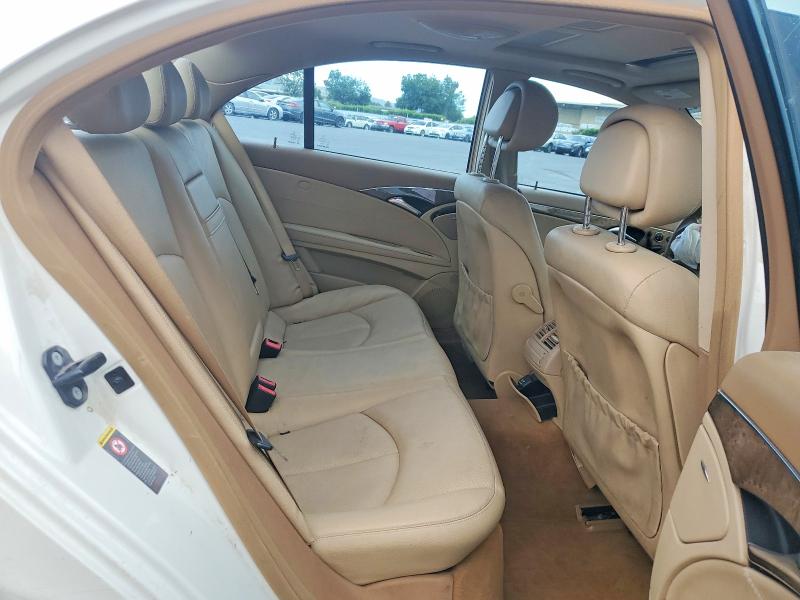 50784536 :رقم المزاد ، WDBUF56X89B426780 vin ، 2009 Mercedes-benz E مزاد بيع