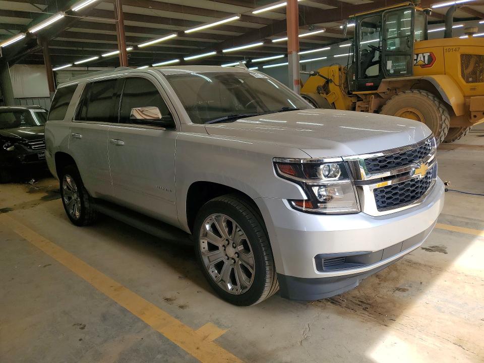 50785326 :رقم المزاد ، 1GNSCBKCXHR359700 vin ، 2017 Chevrolet Tahoe مزاد بيع