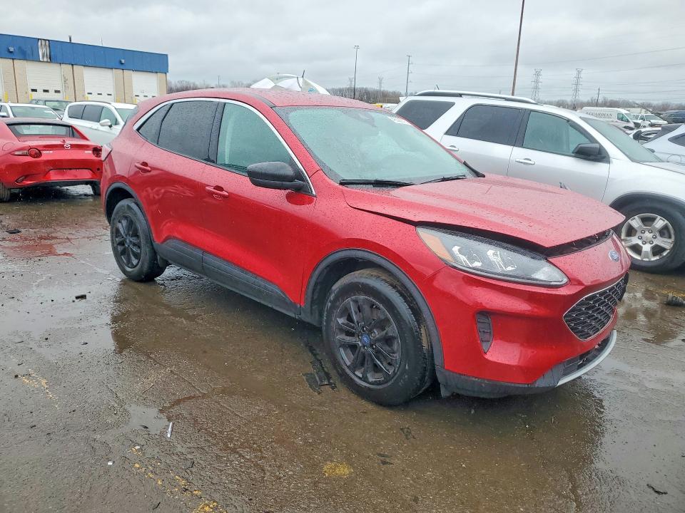 2022 Ford Escape მანქანა იყიდება აუქციონზე, vin: 1FMCU9G60NUA40087, აუქციონის ნომერი: 48326376