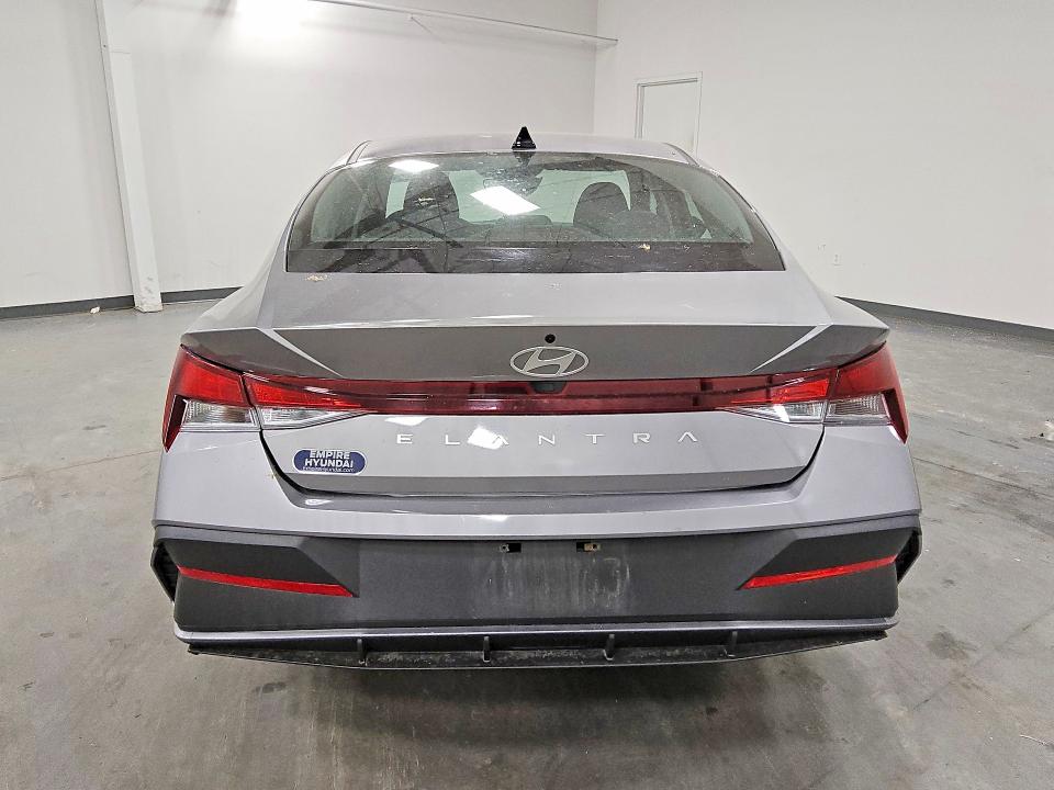 2024 Hyundai Elantra მანქანა იყიდება აუქციონზე, vin: KMHLM4DG6RU725930, აუქციონის ნომერი: 50530046
