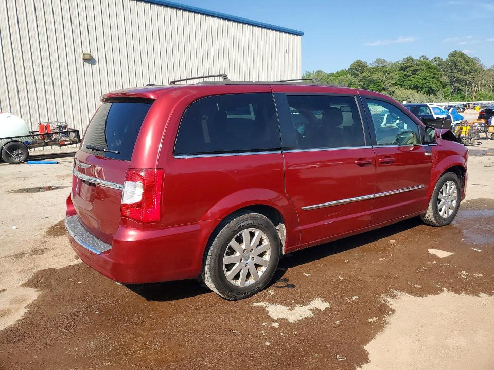 50324646 :رقم المزاد ، 2C4RC1BG1FR561031 vin ، 2015 Chrysler Town & Country مزاد بيع