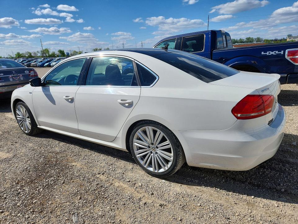 51849196 :رقم المزاد ، 1VWBS7A38FC096761 vin ، 2015 Volkswagen Passat مزاد بيع