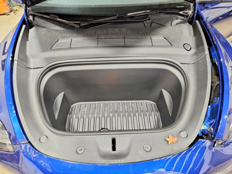 48448036 :رقم المزاد ، 7SAYGDEE1PA168607 vin ، 2023 Tesla Model Y مزاد بيع