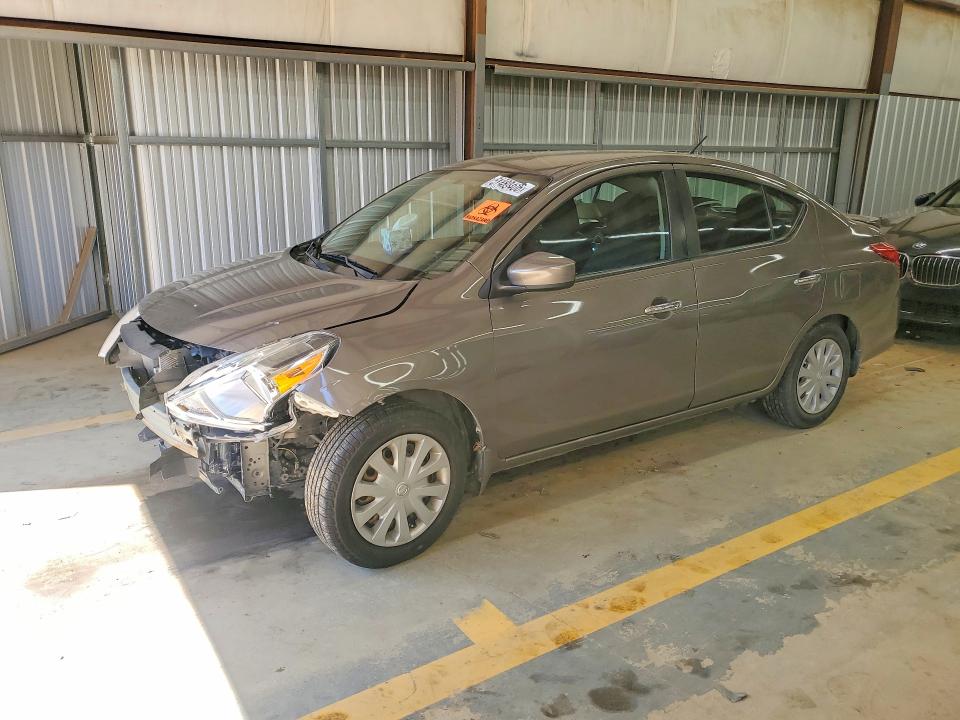 2015 Nissan Versa მანქანა იყიდება აუქციონზე, vin: 3N1CN7AP7FL942564, აუქციონის ნომერი: 51480406