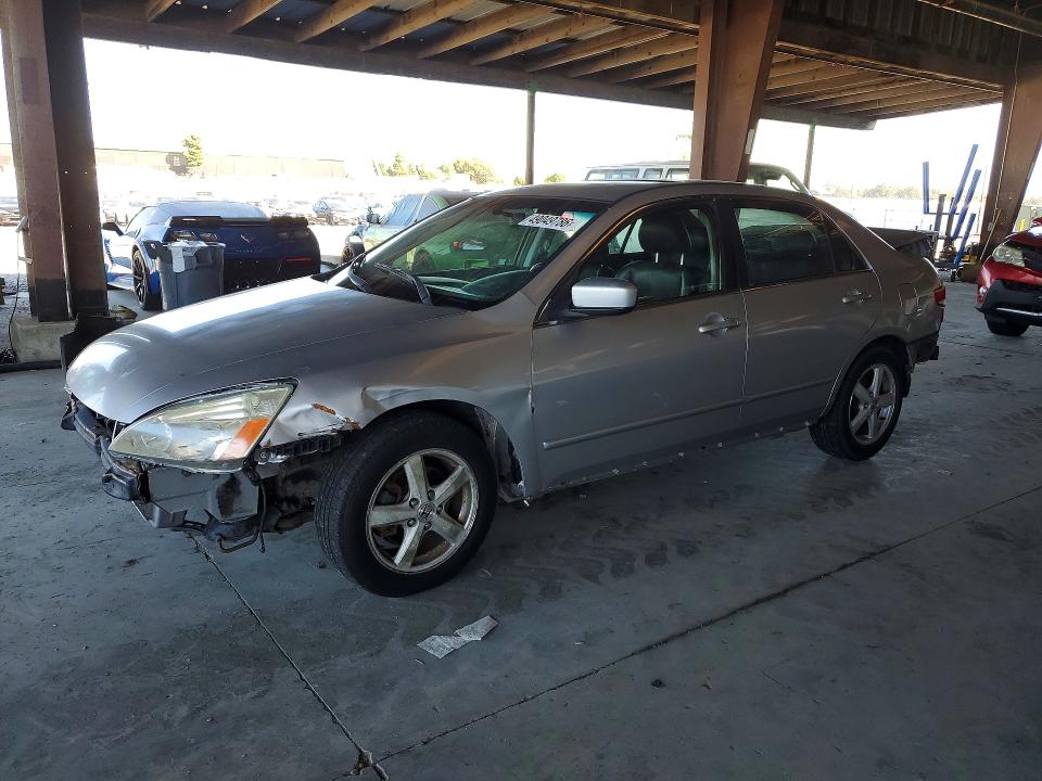 2003 Honda Accord მანქანა იყიდება აუქციონზე, vin: JHMCM566X3C076305, აუქციონის ნომერი: 49049786