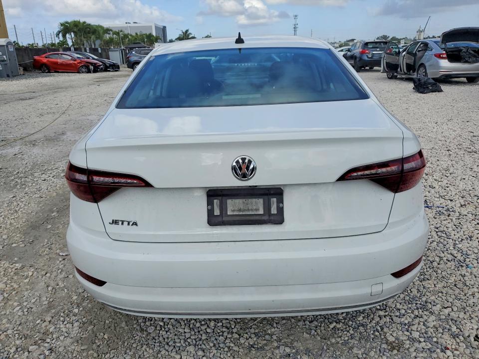 48361186 :رقم المزاد ، 3VWCB7BUXLM058356 vin ، 2020 Volkswagen Jetta مزاد بيع