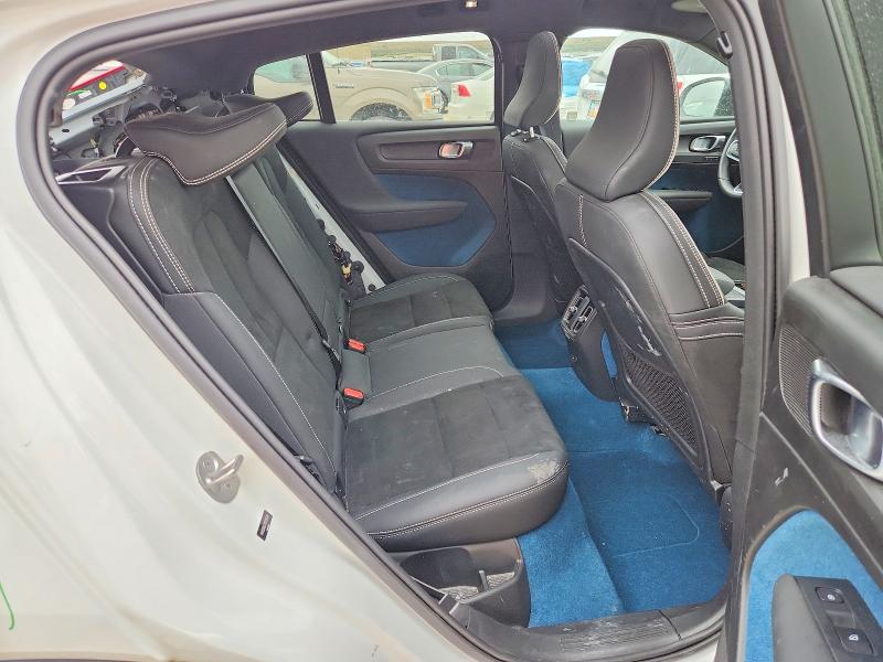 2023 Volvo C40 მანქანა იყიდება აუქციონზე, vin: YV4ED3GL7P2053639, აუქციონის ნომერი: 49679266
