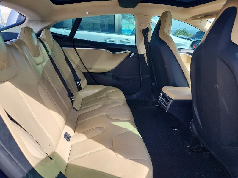 2013 Tesla Model S მანქანა იყიდება აუქციონზე, vin: 5YJSA1CN9DFP20021, აუქციონის ნომერი: 51028626