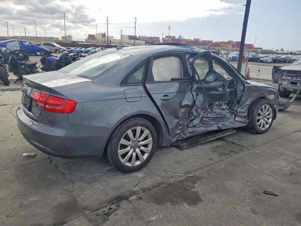 Aukcja sprzedaży 2014 Audi A4, vin: WAUBFAFLXEN005213, numer aukcji: 50291326