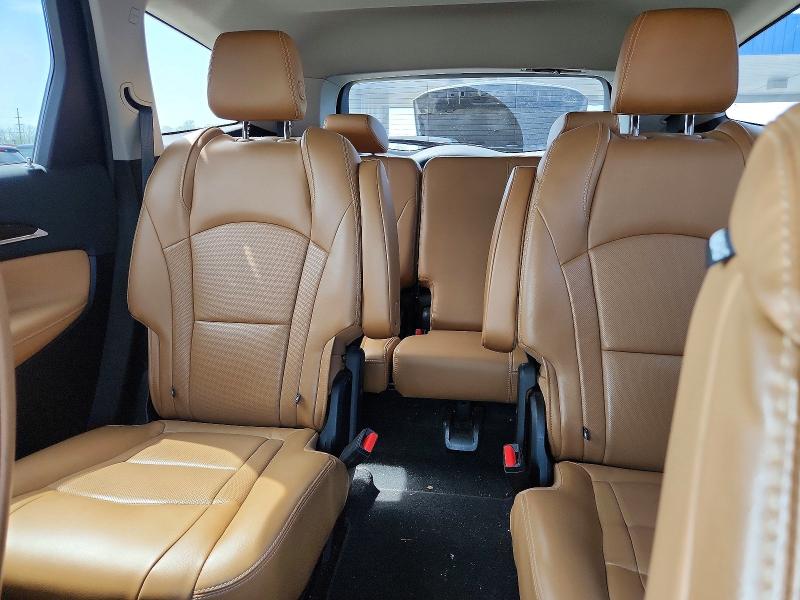 50406886 :رقم المزاد ، 5GAEVAKW2JJ157878 vin ، 2018 Buick Enclave مزاد بيع