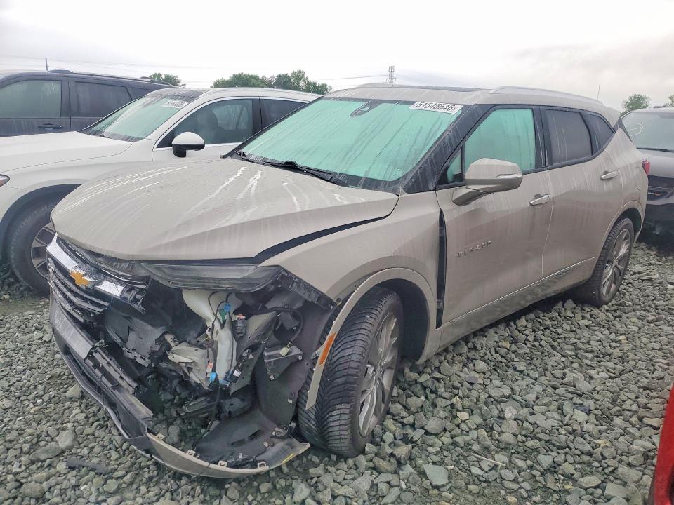 51545546 :رقم المزاد ، 3GNKBFRS0MS513989 vin ، 2021 Chevrolet Blazer مزاد بيع