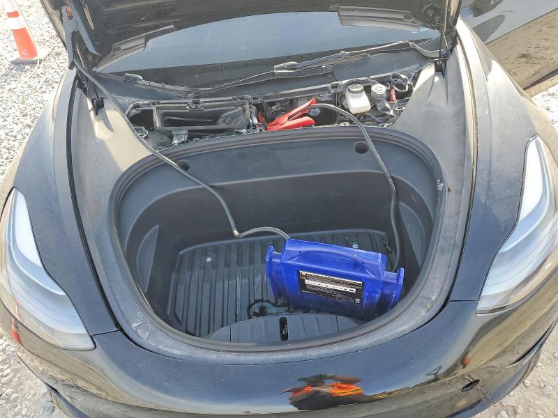 Продажа на аукционе авто 2023 Tesla Model 3, vin: 5YJ3E1EAXPF625281, номер лота: 50330496