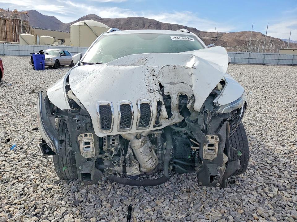 Продаж на аукціоні авто 2017 Jeep Cherokee, vin: 1C4PJLCB1HW660583, номер лоту: 48796476