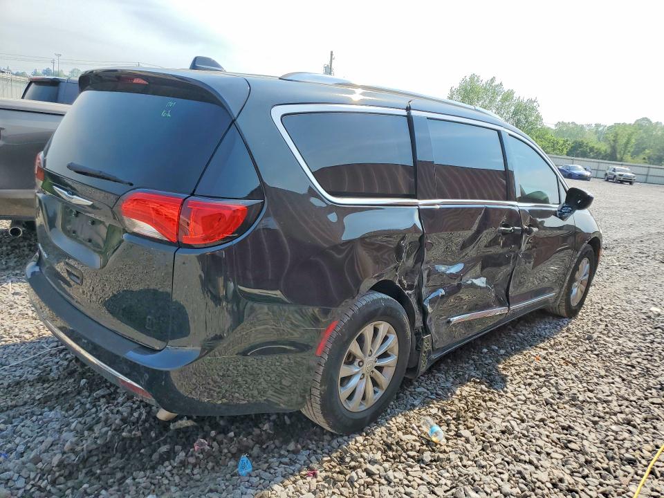 48635006 :رقم المزاد ، 2C4RC1BG2KR561212 vin ، 2019 Chrysler Pacifica مزاد بيع
