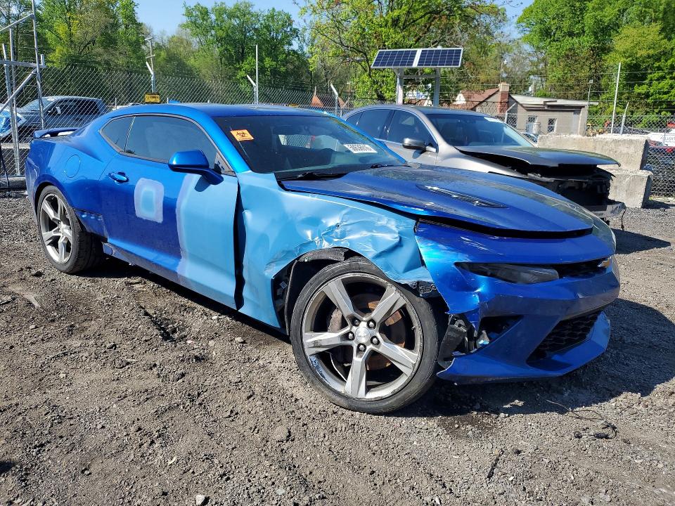 50636916 :رقم المزاد ، 1G1FE1R7XJ0175576 vin ، 2018 Chevrolet Camaro مزاد بيع