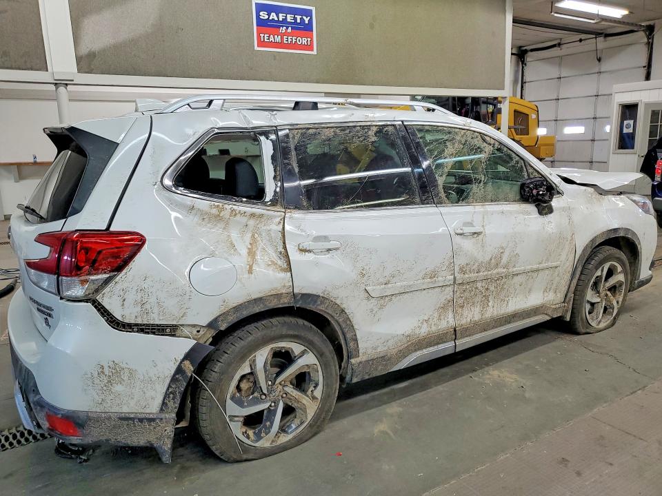 2022 Subaru Forester მანქანა იყიდება აუქციონზე, vin: JF2SKARC6NH435864, აუქციონის ნომერი: 51041626