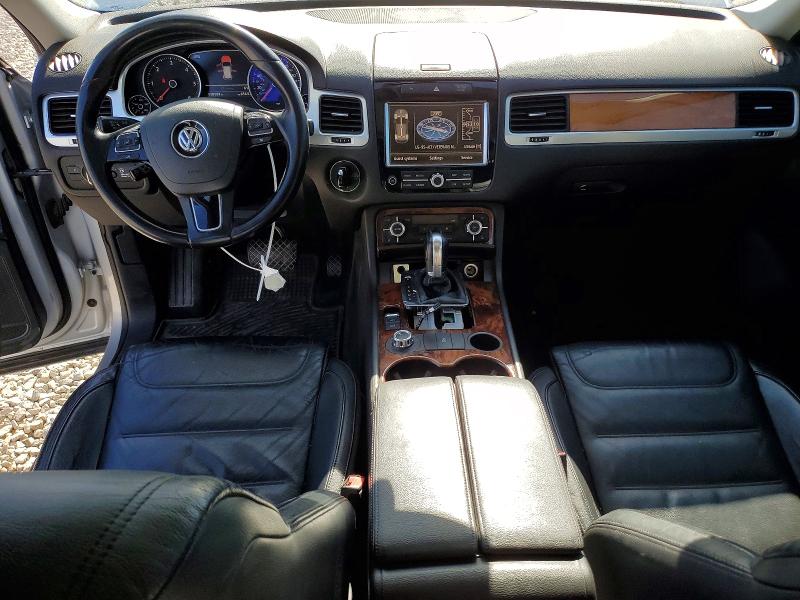 51533476 :رقم المزاد ، WVGFK9BP2CD002781 vin ، 2012 Volkswagen Touareg مزاد بيع