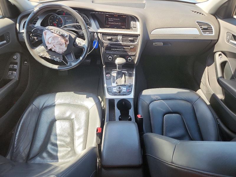 Продажа на аукционе авто 2015 Audi A4, vin: WAUAFAFLXFN025121, номер лота: 48796776
