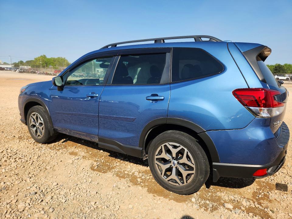 Продажа на аукционе авто 2022 Subaru Forester, vin: JF2SKAEC8NH513020, номер лота: 49025096