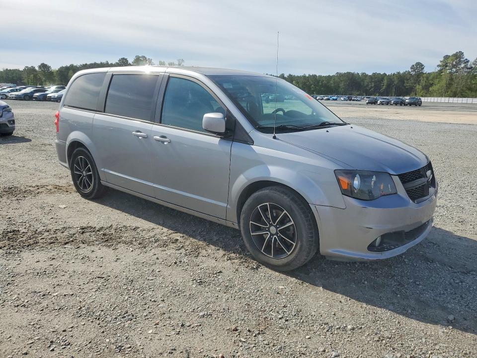 48418796 :رقم المزاد ، 2C4RDGBG1JR221192 vin ، 2018 Dodge Grand Caravan مزاد بيع