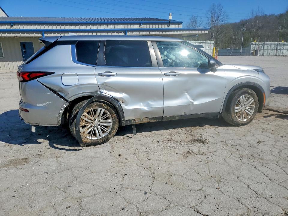 Продаж на аукціоні авто 2022 Mitsubishi Outlander, vin: JA4J4TA80NZ008045, номер лоту: 49182676
