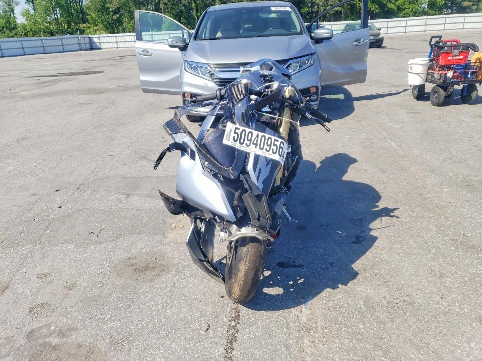 50940956 :رقم المزاد ، WB10P2300S6L38790 vin ، 2025 Bmw S 1000 مزاد بيع