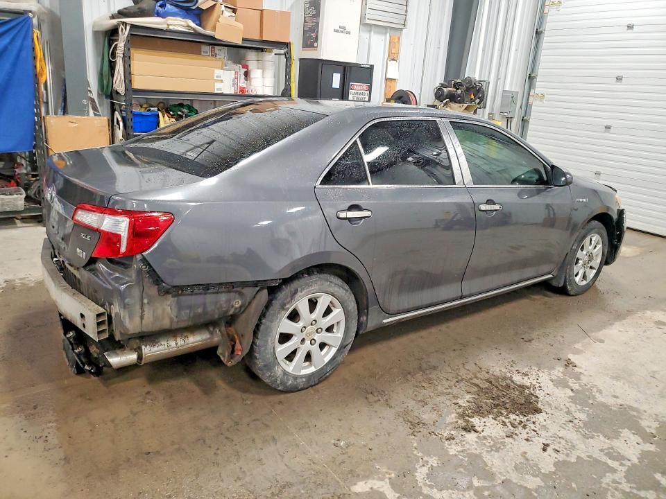 46527526 :رقم المزاد ، 4T1BD1FKXCU012144 vin ، 2012 Toyota Camry Hybrid مزاد بيع